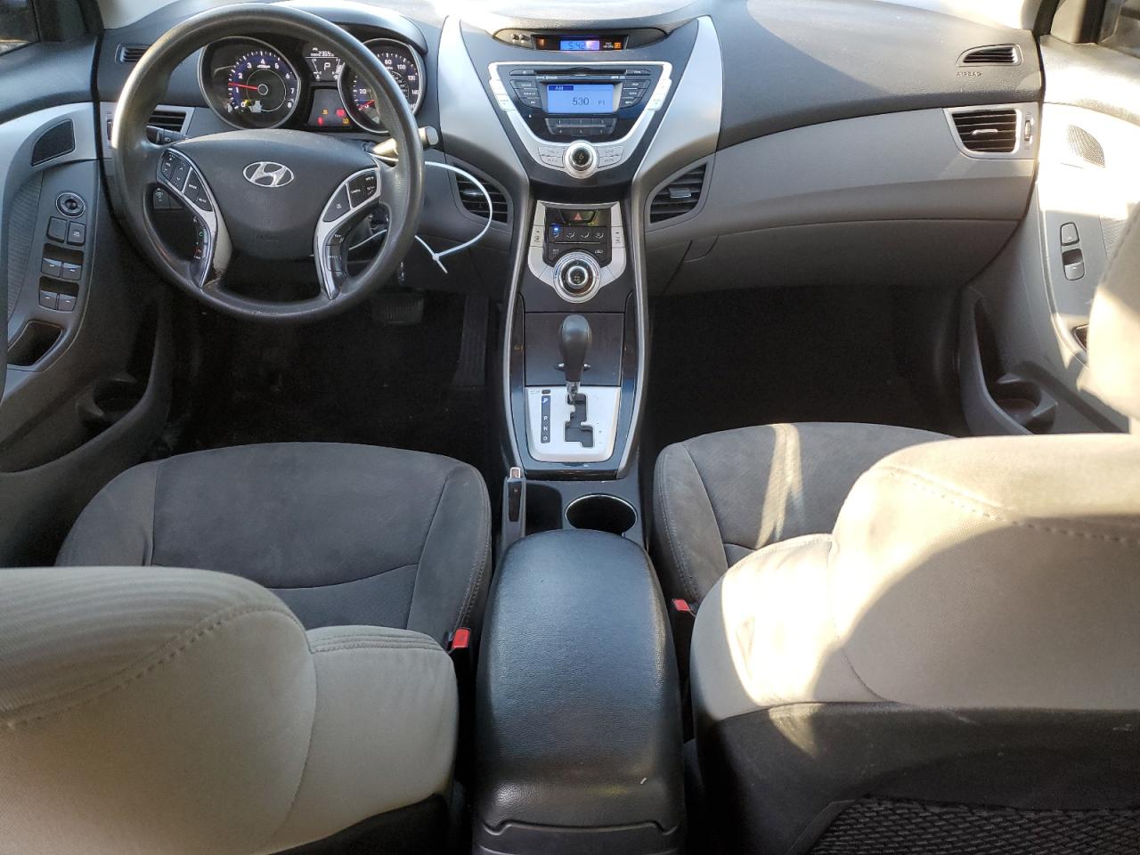 2012 HYUNDAI ELANTRA GL - 5NPDH4AE9CH100861