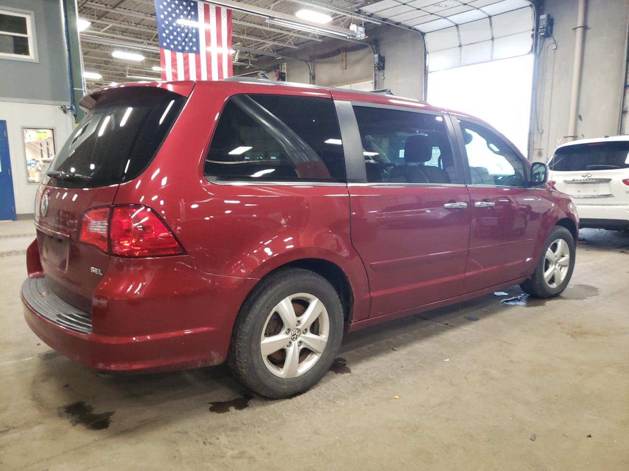 2012 VOLKSWAGEN ROUTAN SEL - 2C4RVADG9CR353885