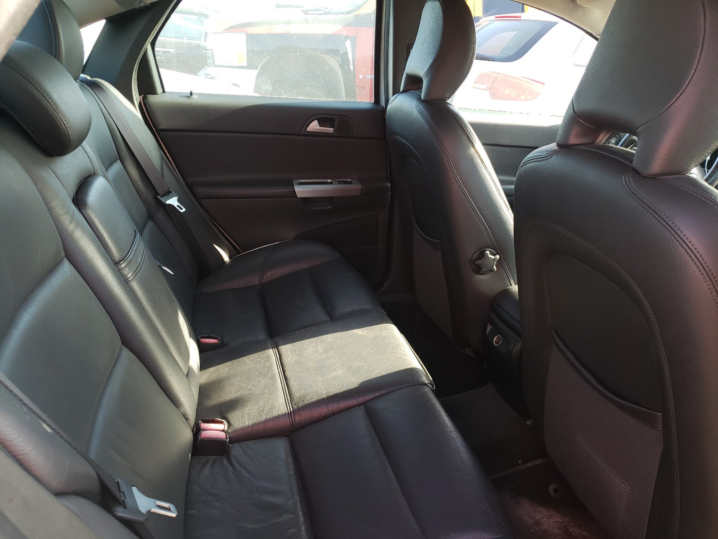 2005 VOLVO S40 T5 - YV1MS682952046002