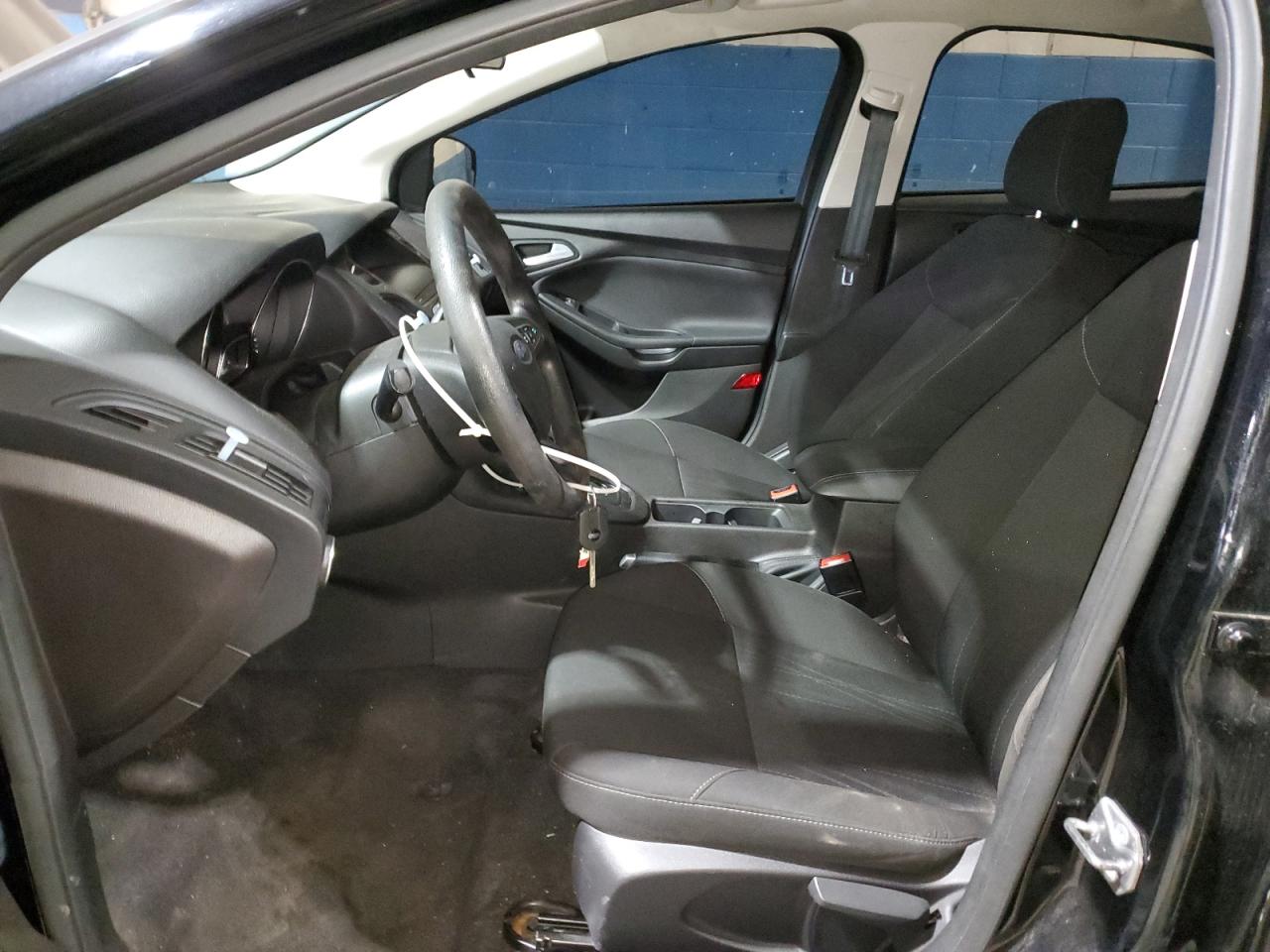 2018 FORD FOCUS SE - 1FADP3K27JL255392