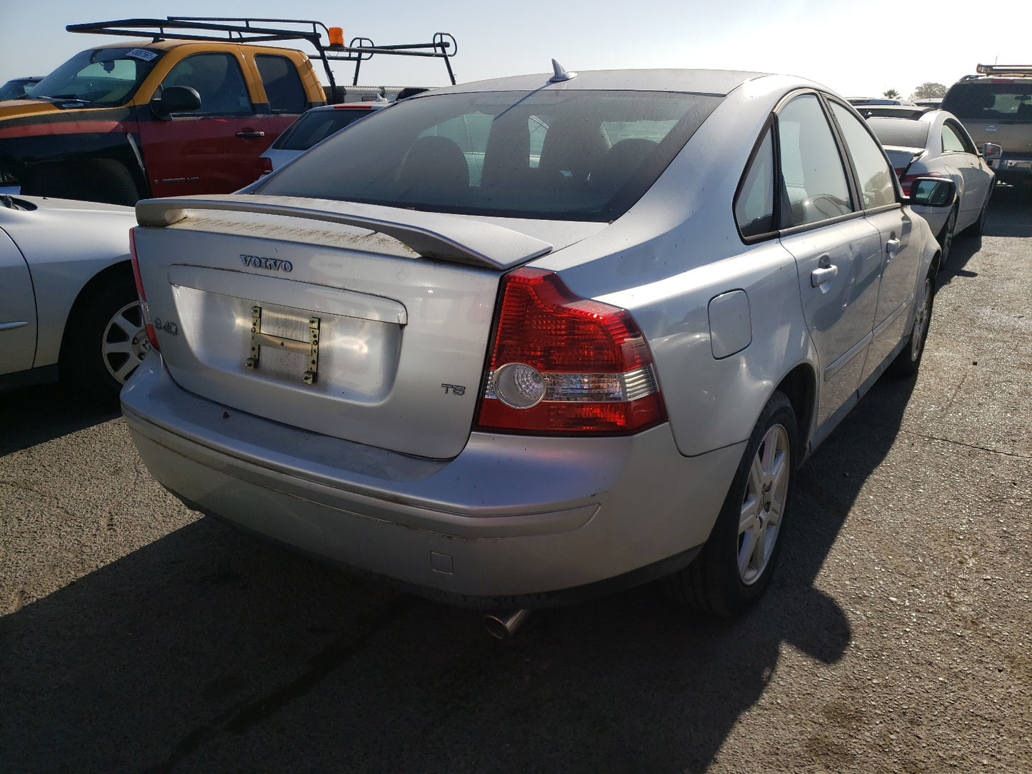 2005 VOLVO S40 T5 - YV1MS682952046002