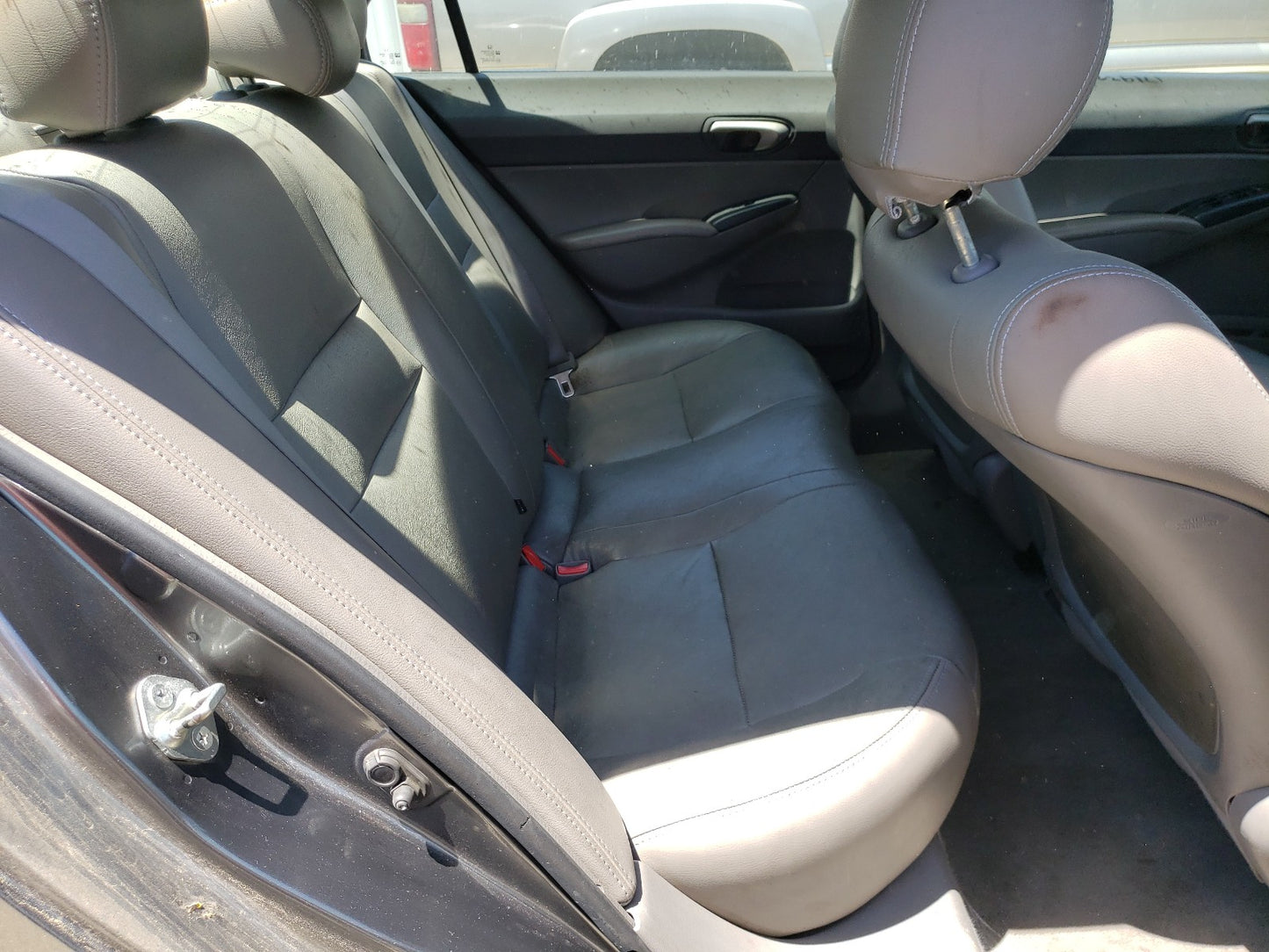 2010 HONDA CIVIC LX - 19XFA1F55AE001895