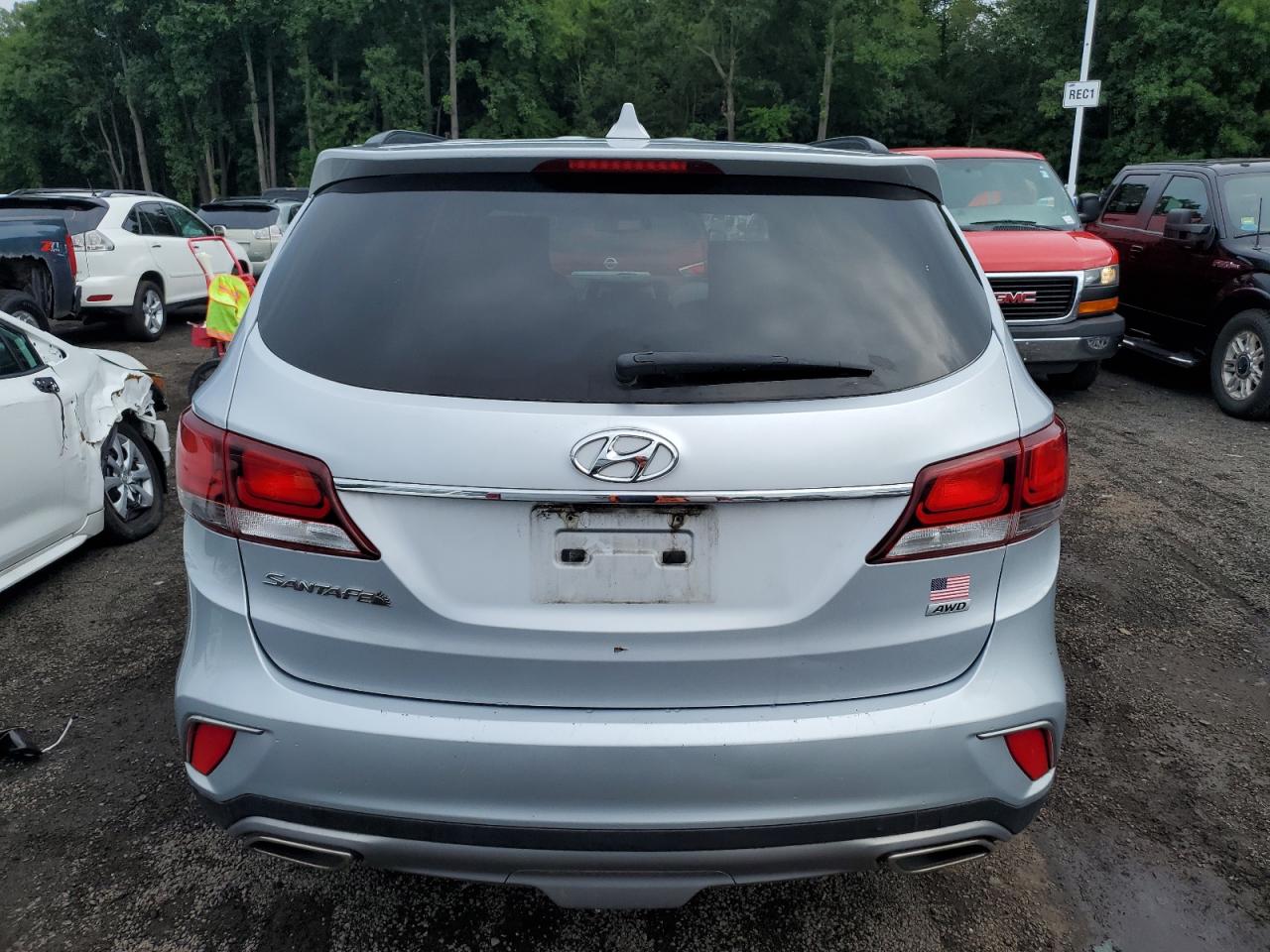 2017 HYUNDAI SANTA FE S - KM8SMDHFXHU191908