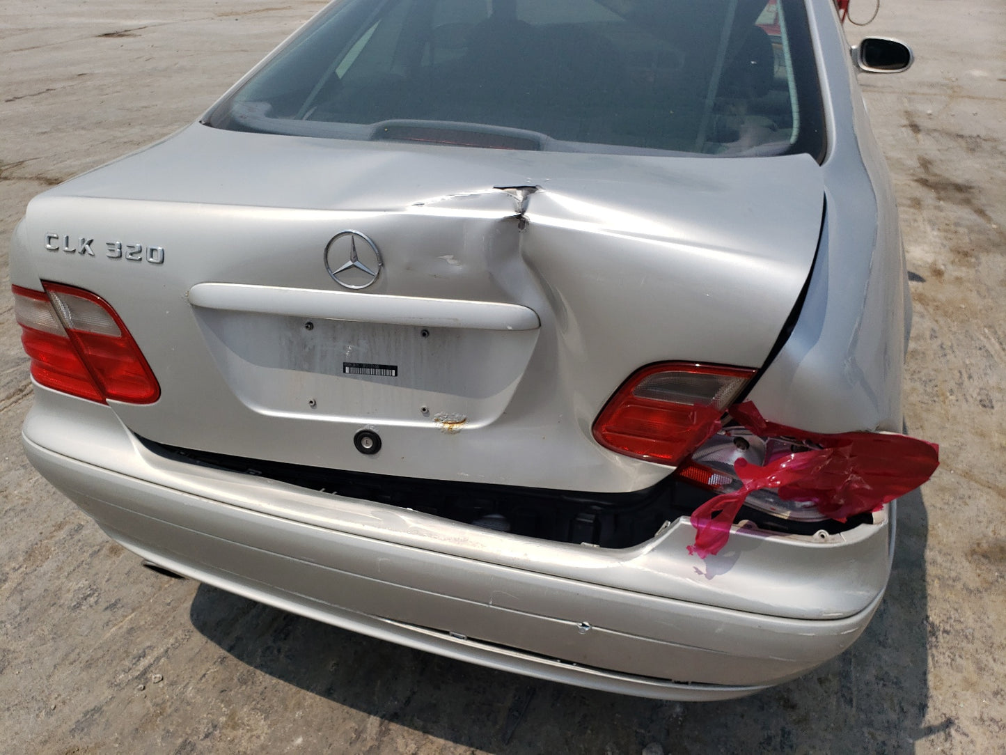 2002 MERCEDES-BENZ CLK 320 - WDBLJ65G12F201536