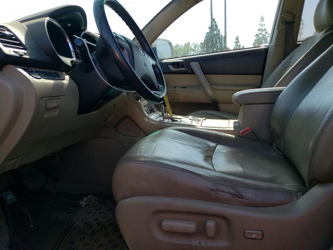 2010 TOYOTA HIGHLANDER - 5TDKK3EH1AS022526