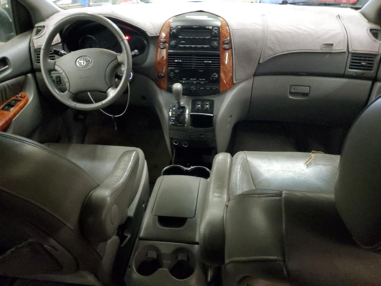 2007 TOYOTA SIENNA XLE - 5TDZK22C17S067301