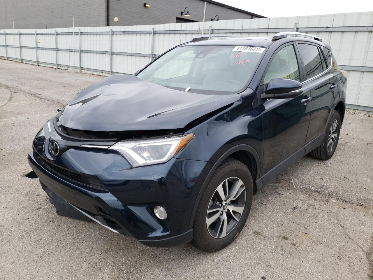 2017 TOYOTA RAV4 XLE - JTMWFREV1HJ131851