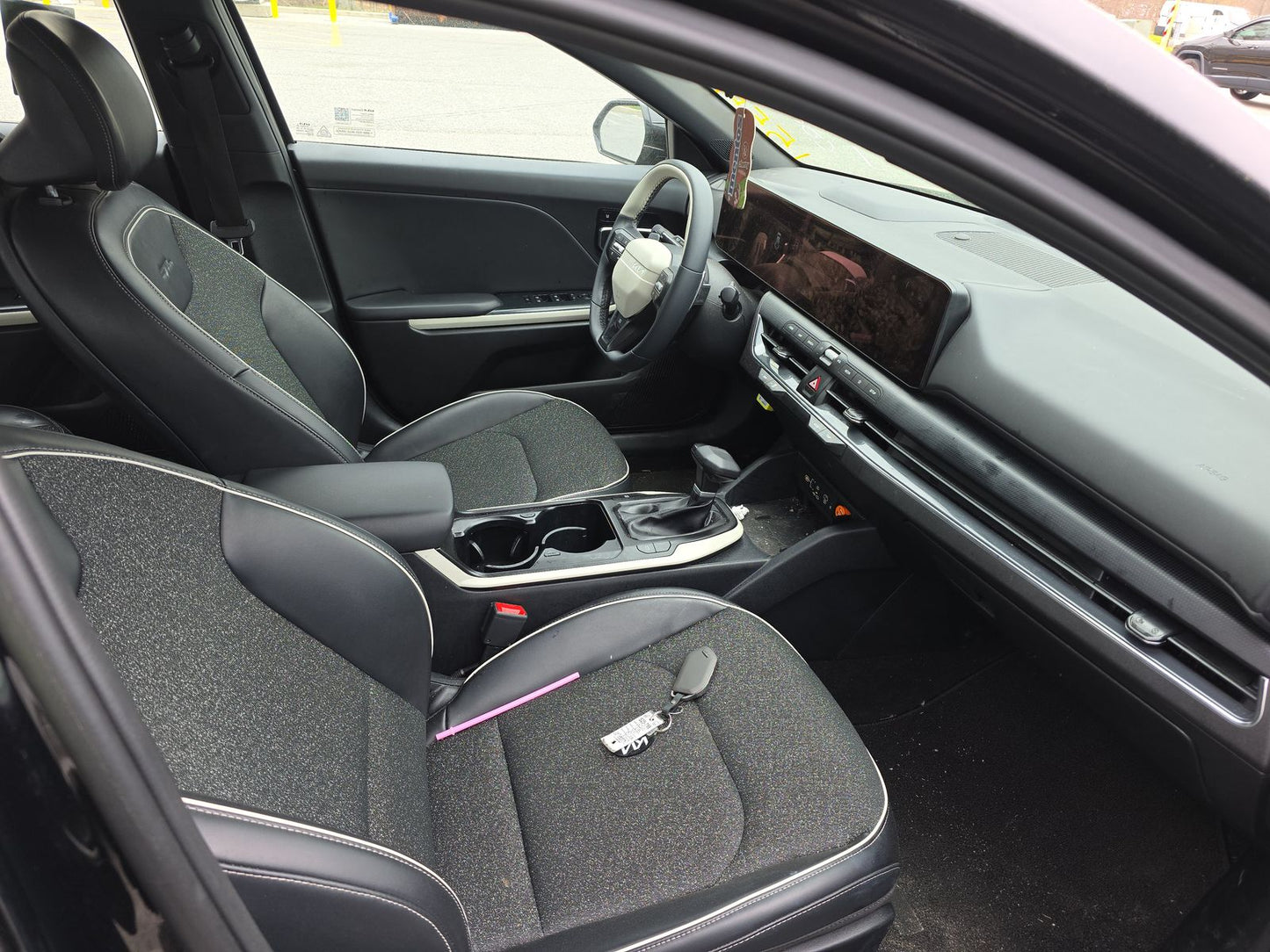 Kia K4 GT-Line 2025 Black – Low Miles FWD Sedan with Sunroof | VIN: 3KPFW4DE2SE055534