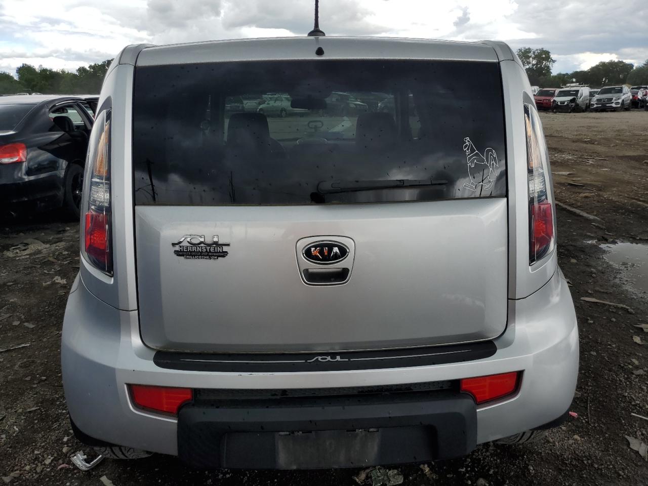 2010 KIA SOUL + - KNDJT2A23A7178209