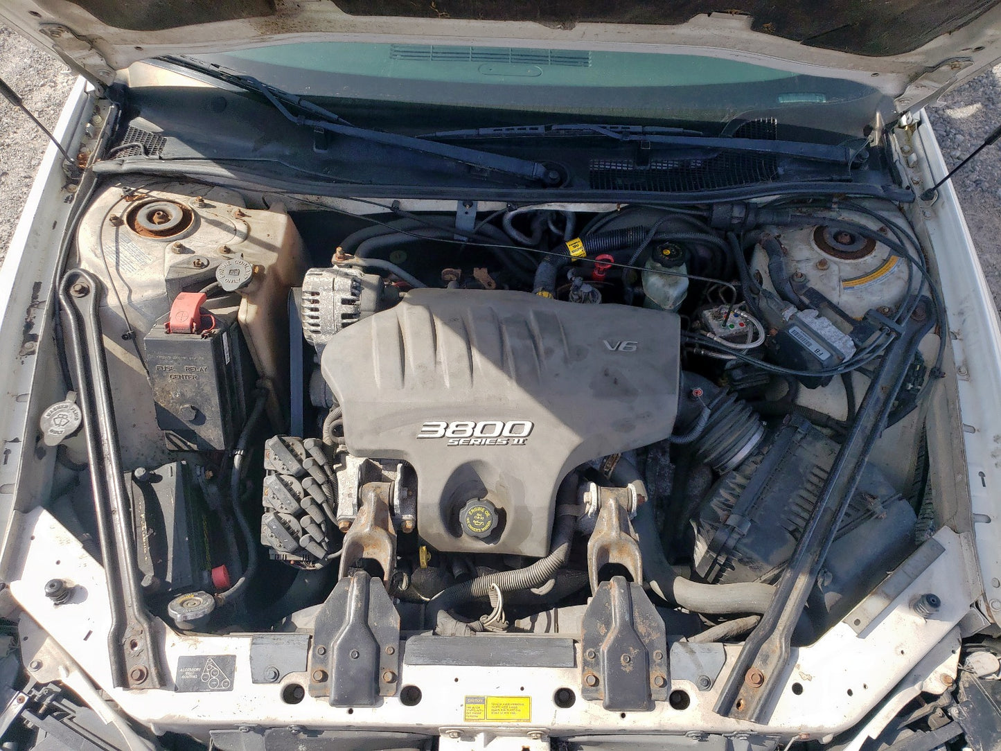 2000 PONTIAC GRAND PRIX - 1G2WP12K1YF102236