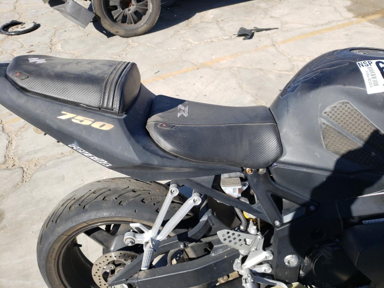 2005 SUZUKI GSX-R750 K - JS1GR7JA052108547