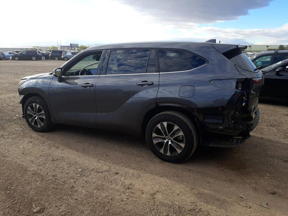 2022 TOYOTA HIGHLANDER - 5TDHZRAH0NS120869