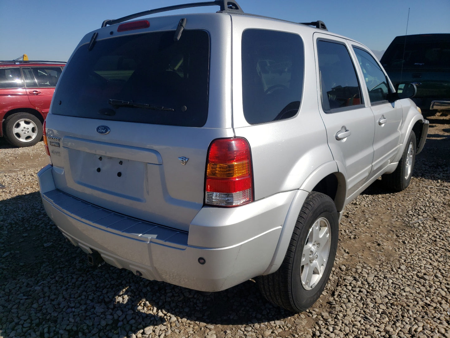 2007 FORD ESCAPE LIM - 1FMCU94137KA52905