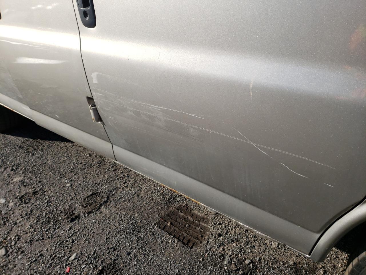 2003 CHEVROLET EXPRESS G1 - 1GNFG15T931145266