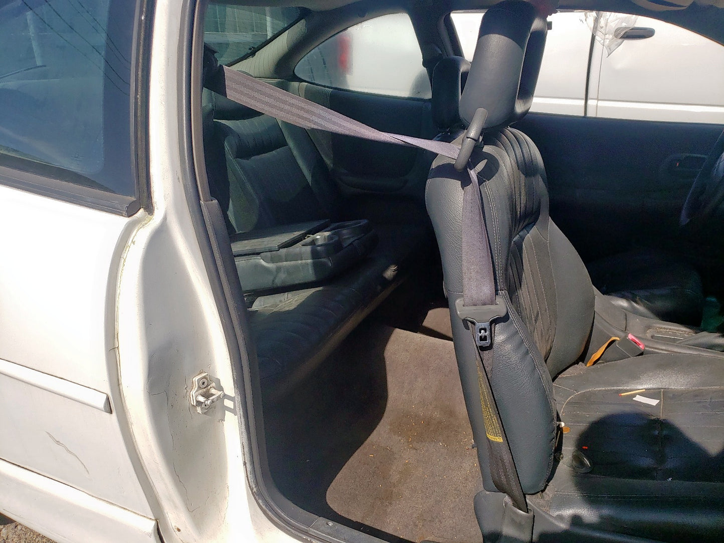 2000 PONTIAC GRAND PRIX - 1G2WP12K1YF102236