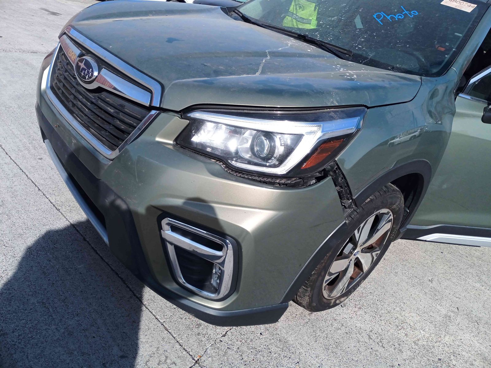 2020 Subaru Forester Touring | VIN: JF2SKAWC9KH586410 | Minor