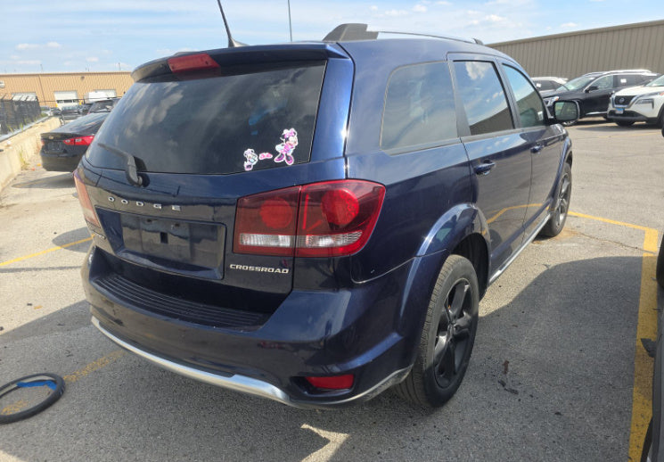 Dodge Journey Crossroad 2020 White – 2.4L FWD 3-Row SUV | VIN: 3C4PDCGB0LT220239