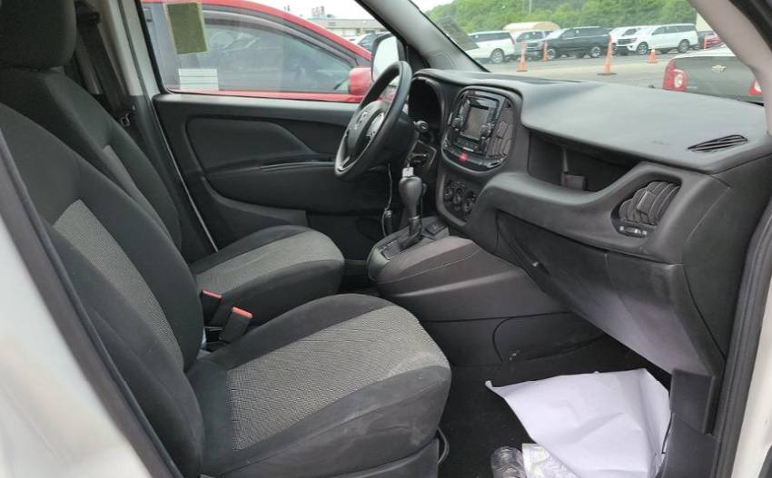RAM ProMaster City 2021 White – 2.4L FWD Cargo Van | VIN: ZFBHRFAB3M6T49168