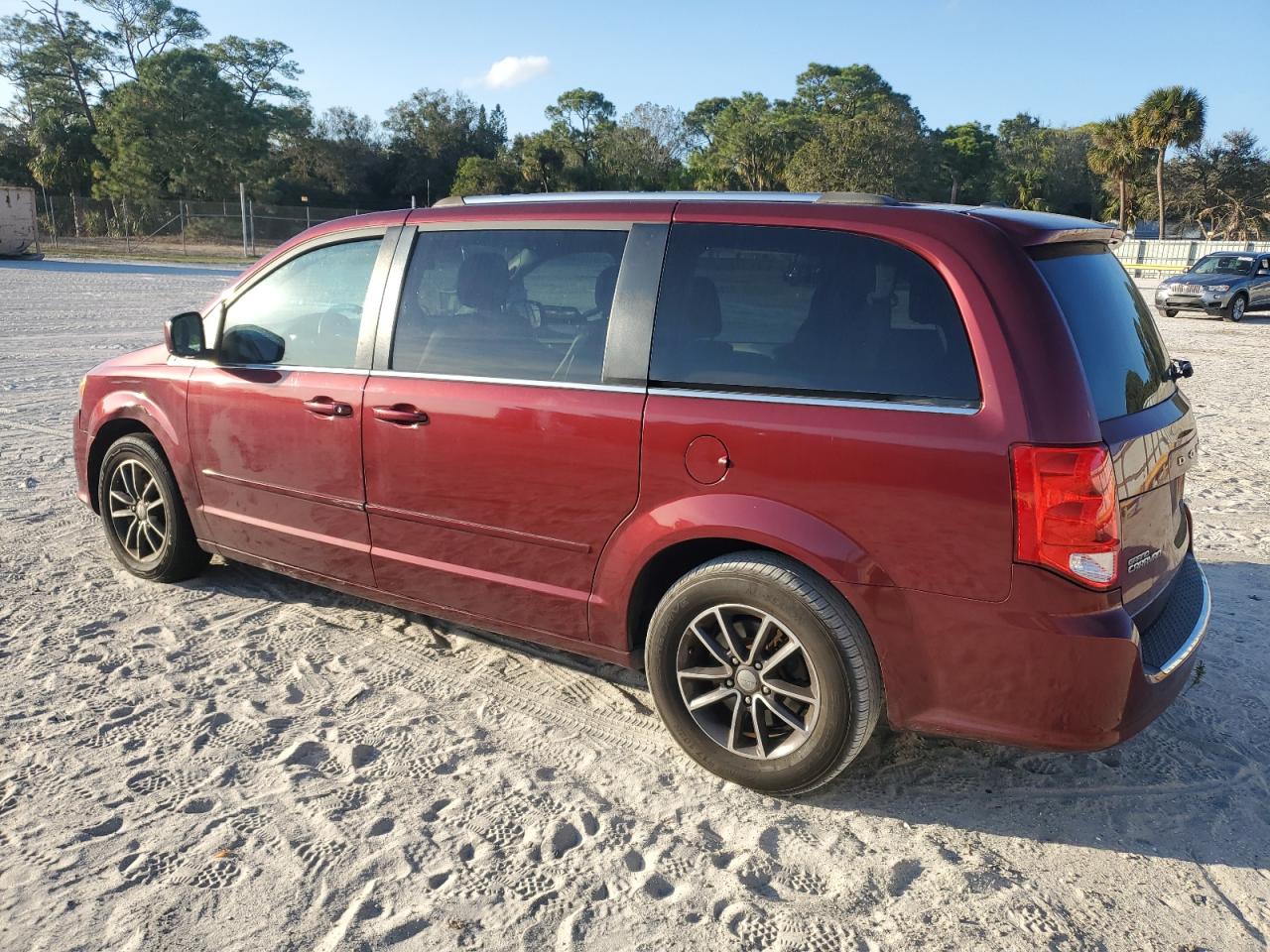 2017 DODGE GRAND CARA - 2C4RDGCG9HR807034