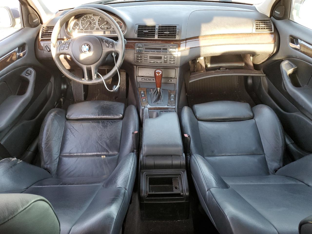 2004 BMW 330 I - WBAEV53464KM33154