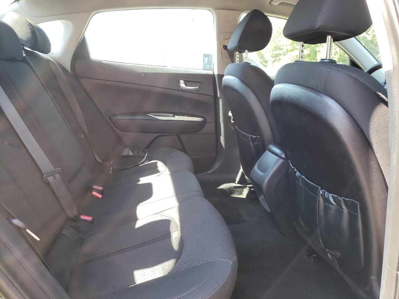 2016 KIA OPTIMA LX - 5XXGT4L37GG031581