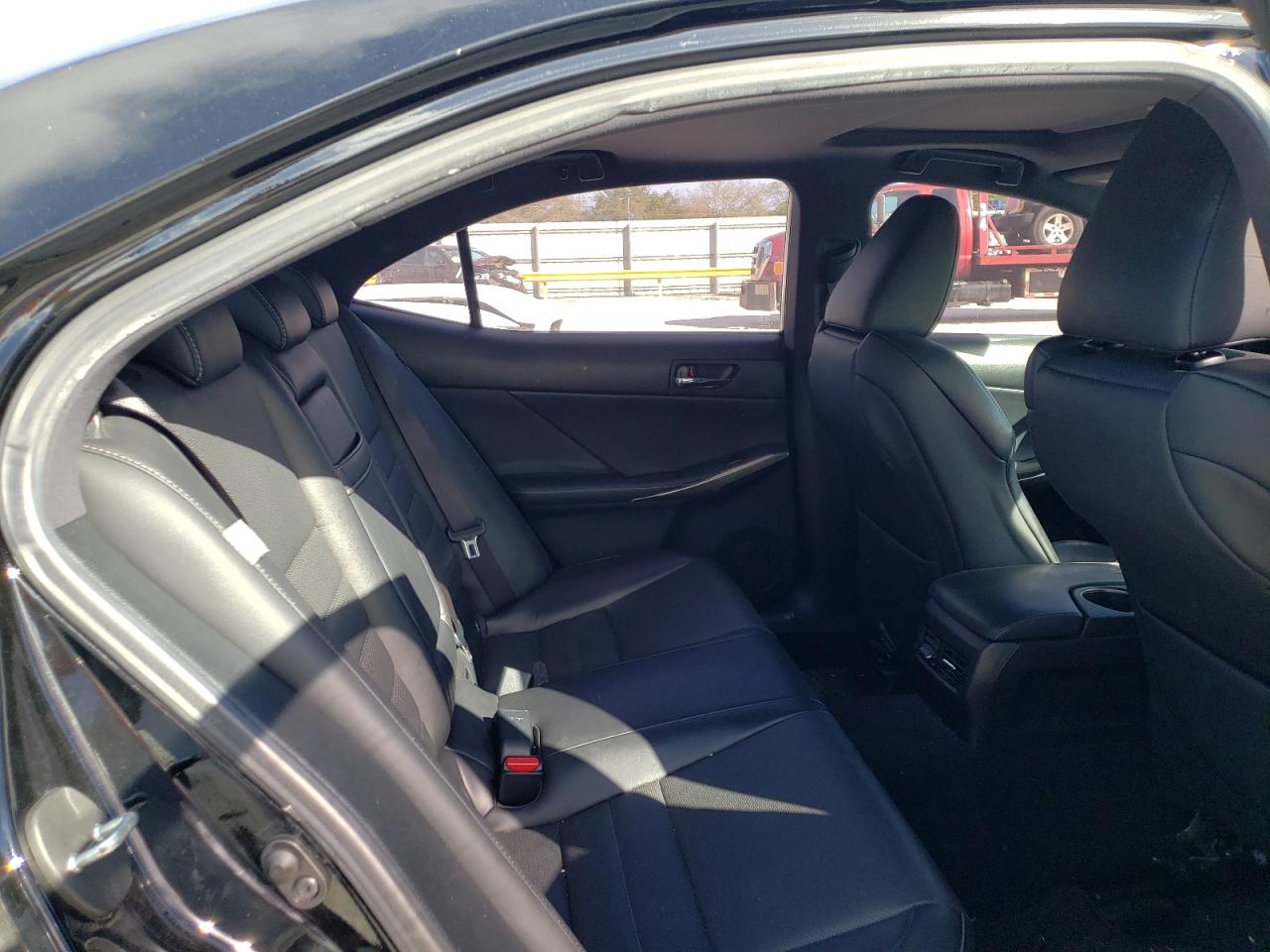 2016 LEXUS IS 200T - JTHBA1D21G5030658