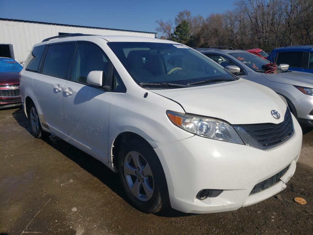 2011 TOYOTA SIENNA LE - 5TDKK3DC8BS094122