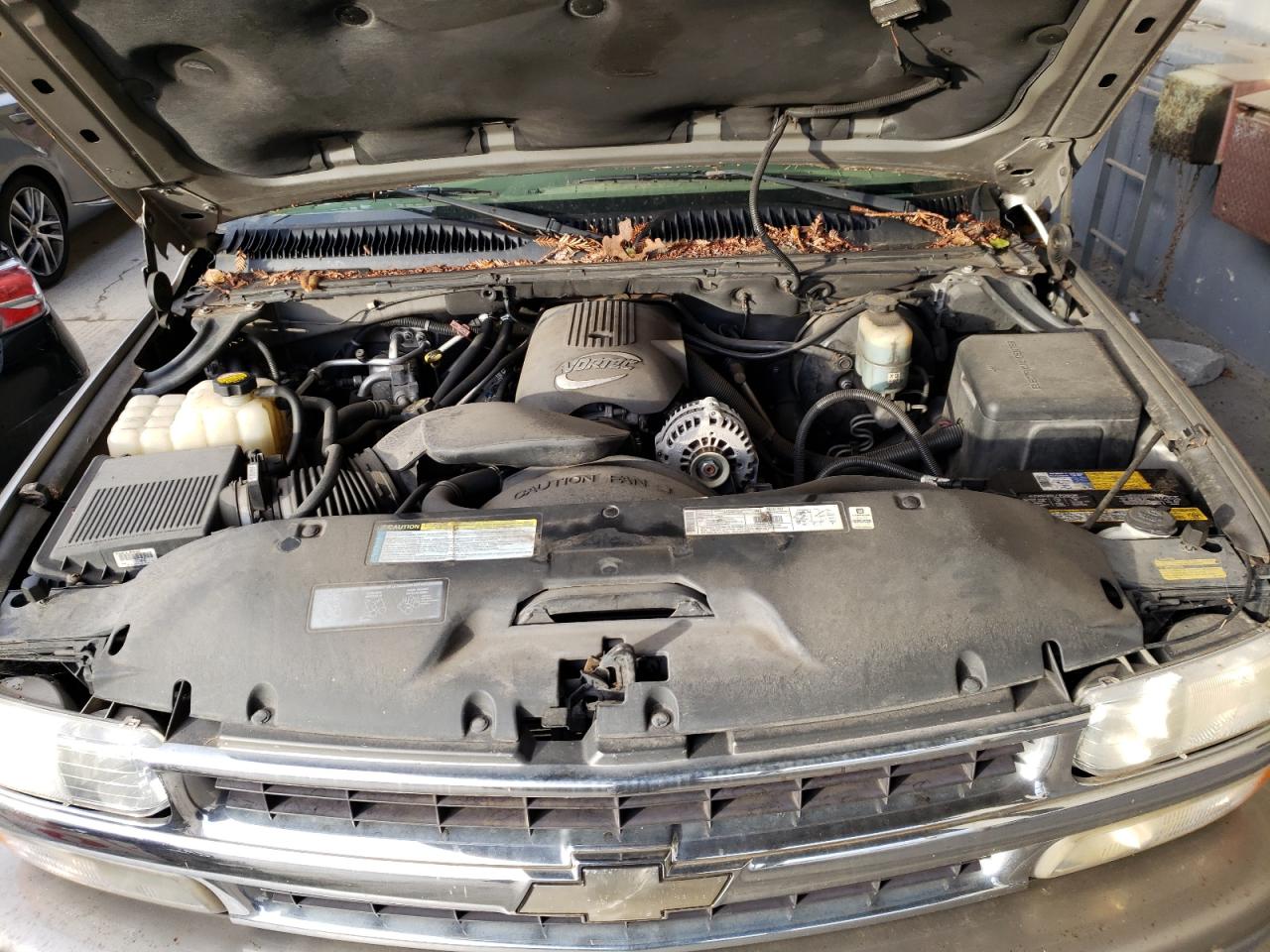 2001 CHEVROLET TAHOE K150 - 1GNEK13T41J135626