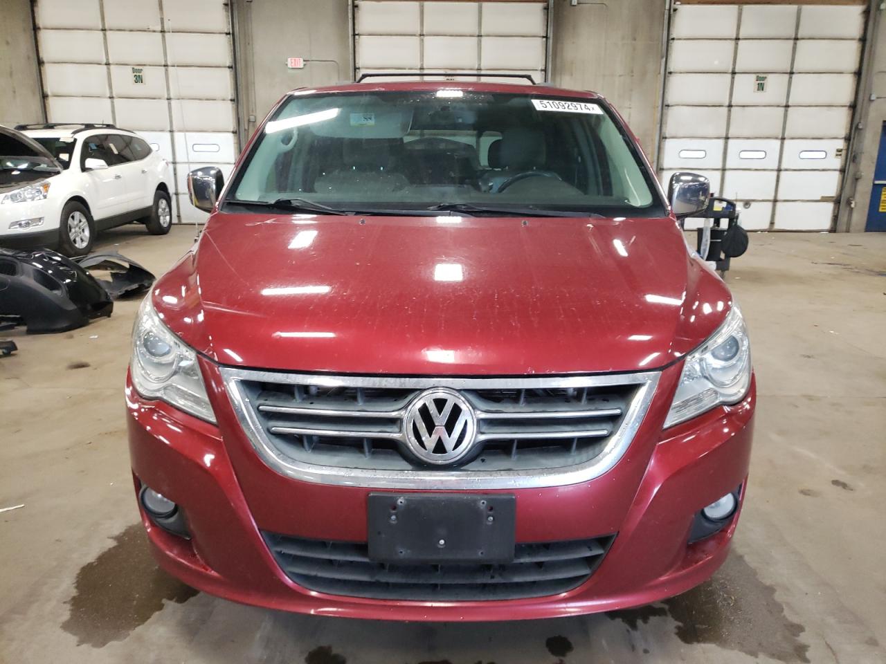 2012 VOLKSWAGEN ROUTAN SEL - 2C4RVADG9CR353885