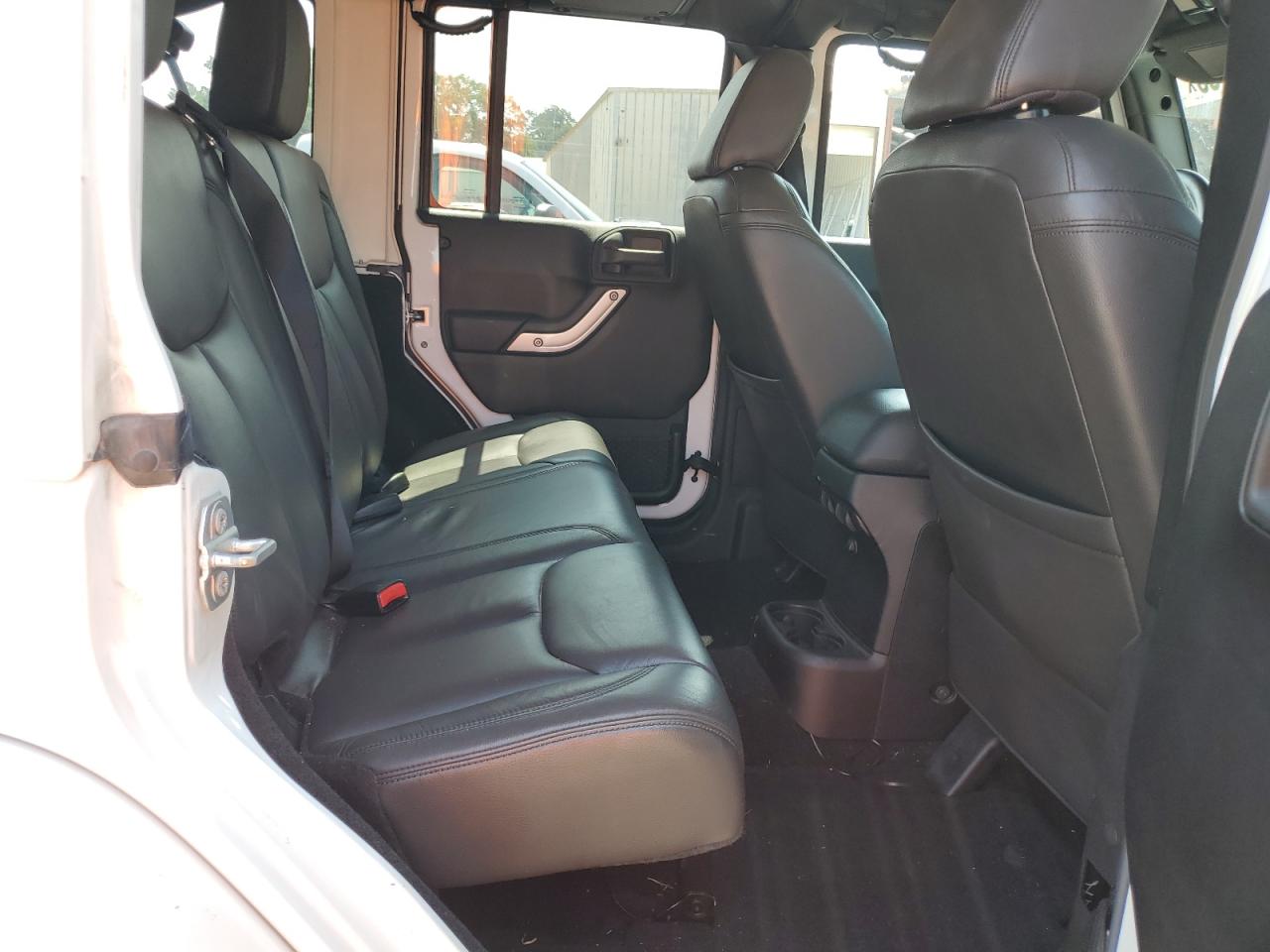 2015 JEEP WRANGLER U - 1C4BJWEG0FL550272