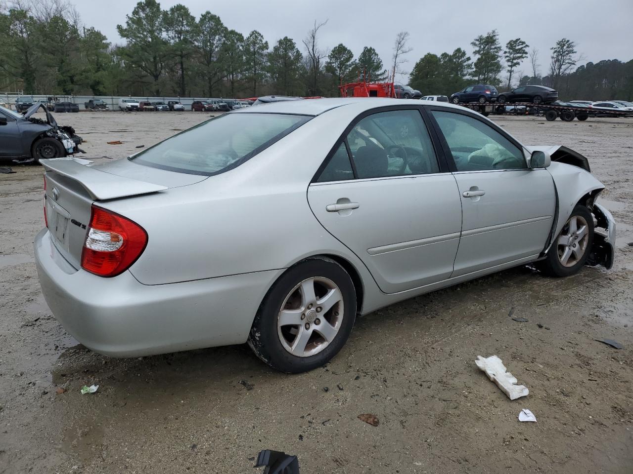 2003 TOYOTA CAMRY LE - 4T1BE32K63U211044