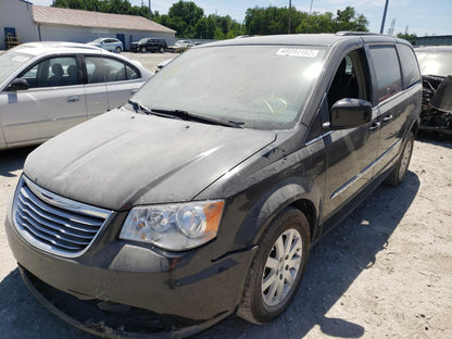 2015 CHRYSLER TOWN & COU - 2C4RC1BG9FR538001