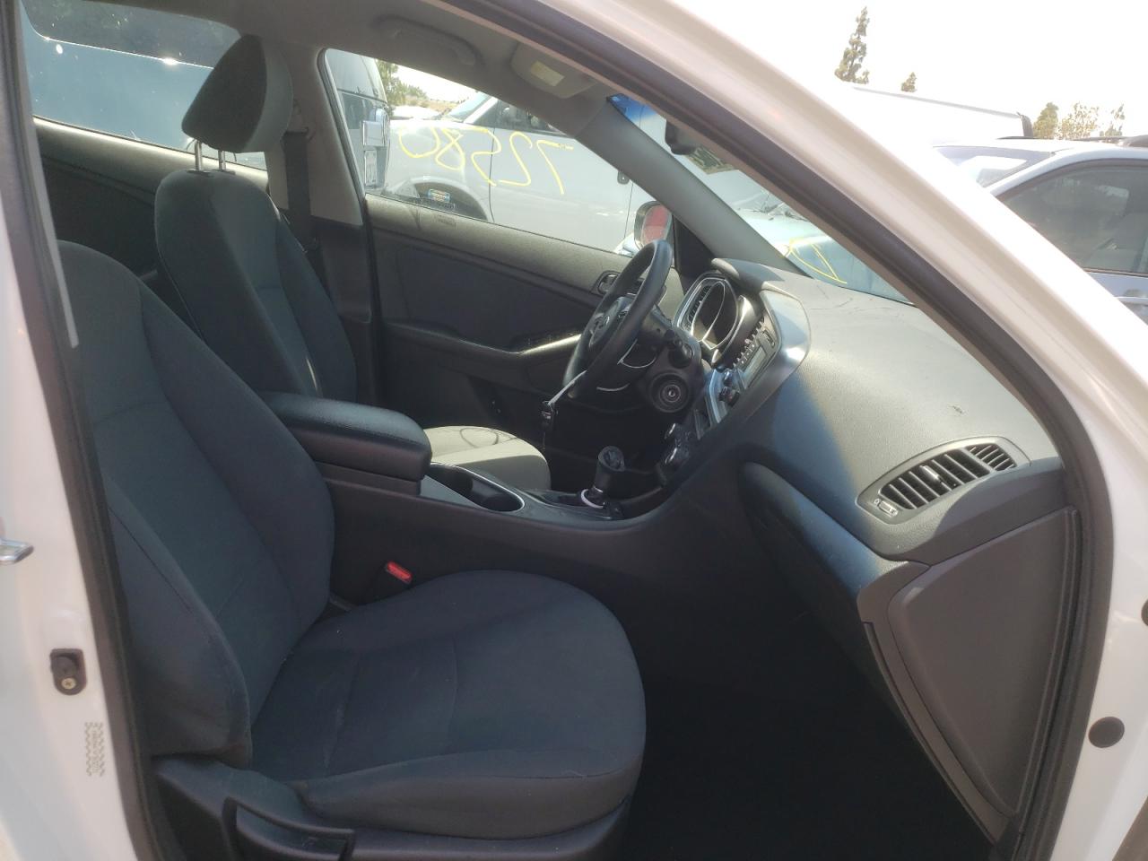 2015 KIA OPTIMA LX - KNAGM4A74F5652151