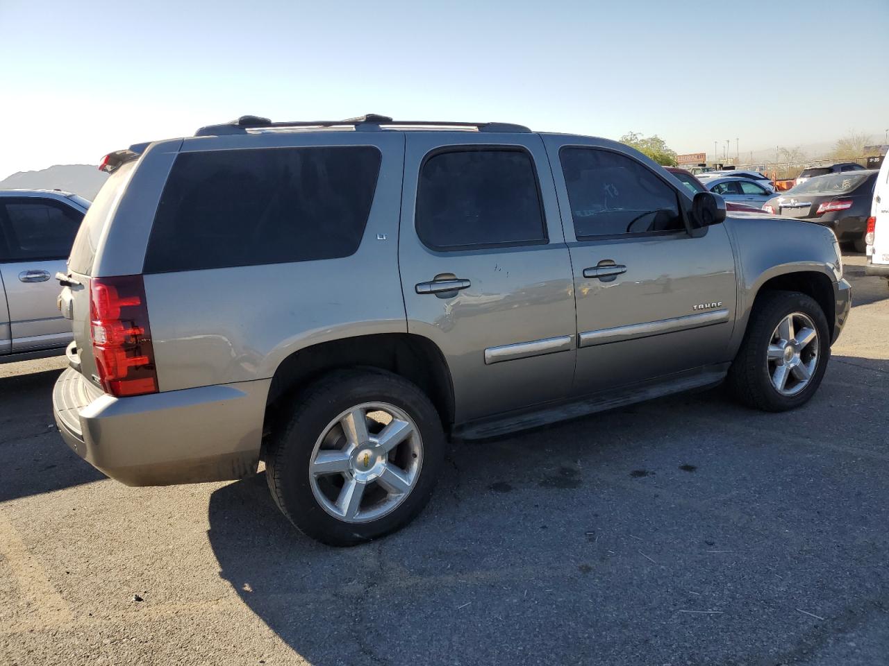 2007 CHEVROLET TAHOE C150 - 1GNFC130X7J328864