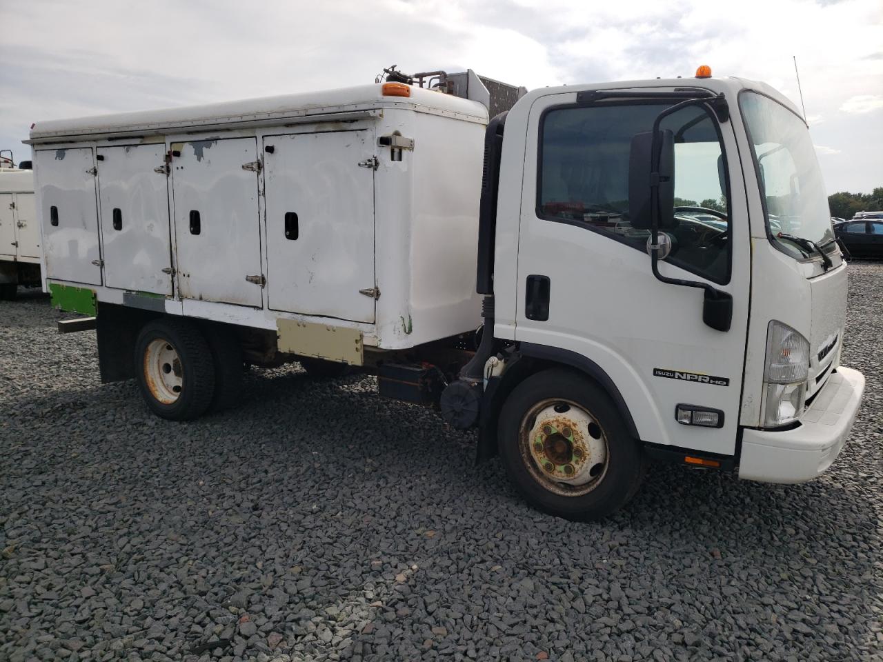 2017 ISUZU NPR HD - 54DC4W1BXHS803902