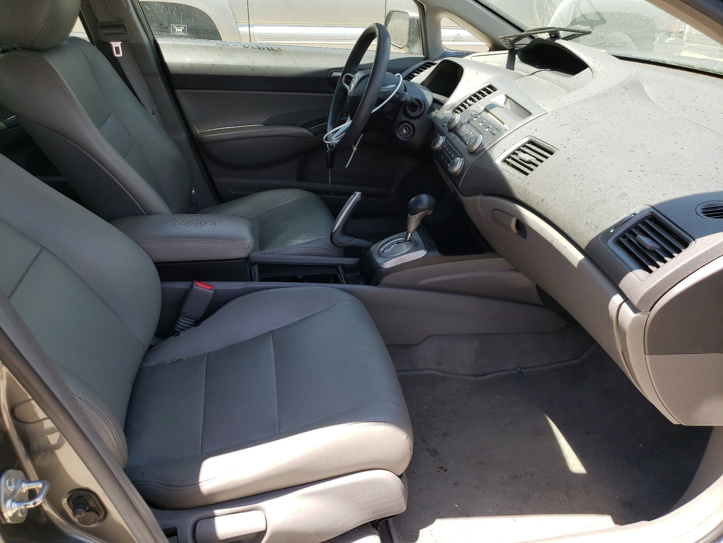 2010 HONDA CIVIC LX - 19XFA1F55AE001895