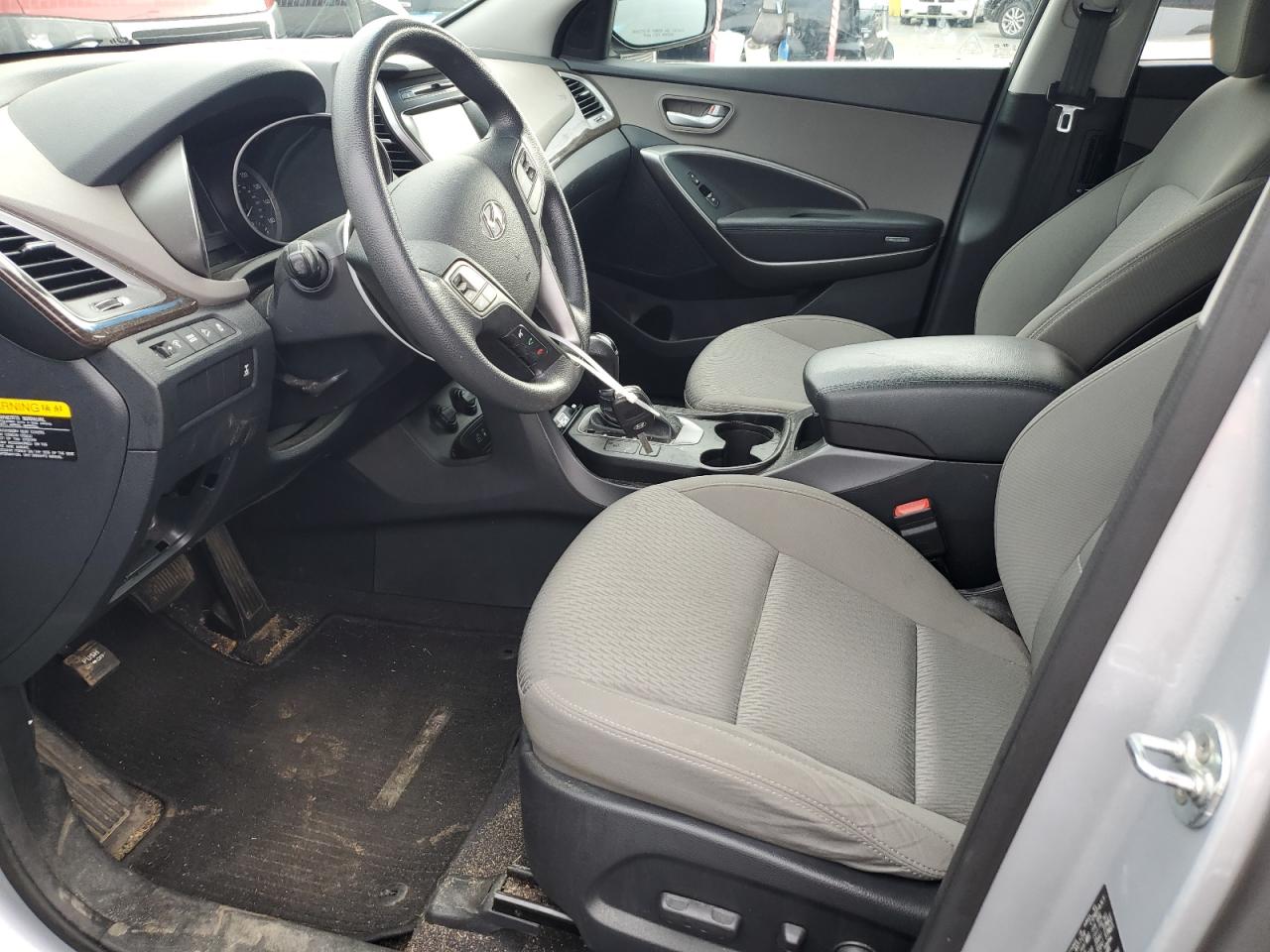 2017 HYUNDAI SANTA FE S - KM8SMDHFXHU191908