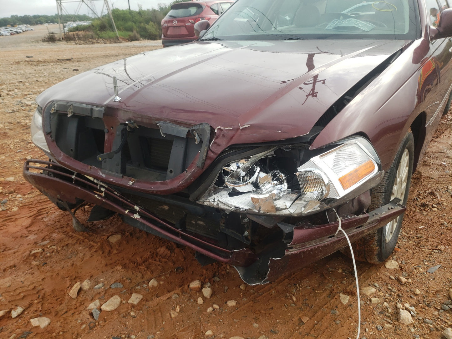 2004 LINCOLN TOWN CAR U - 1LNHM83W94Y635002