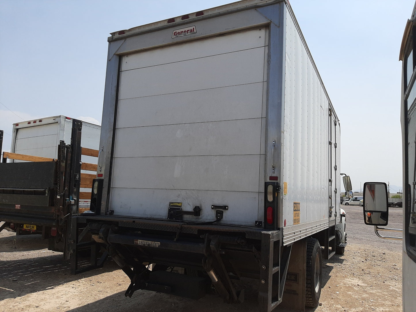 2003 INTERNATIONAL 4000 4300 - 1HTMMAAM43H595201