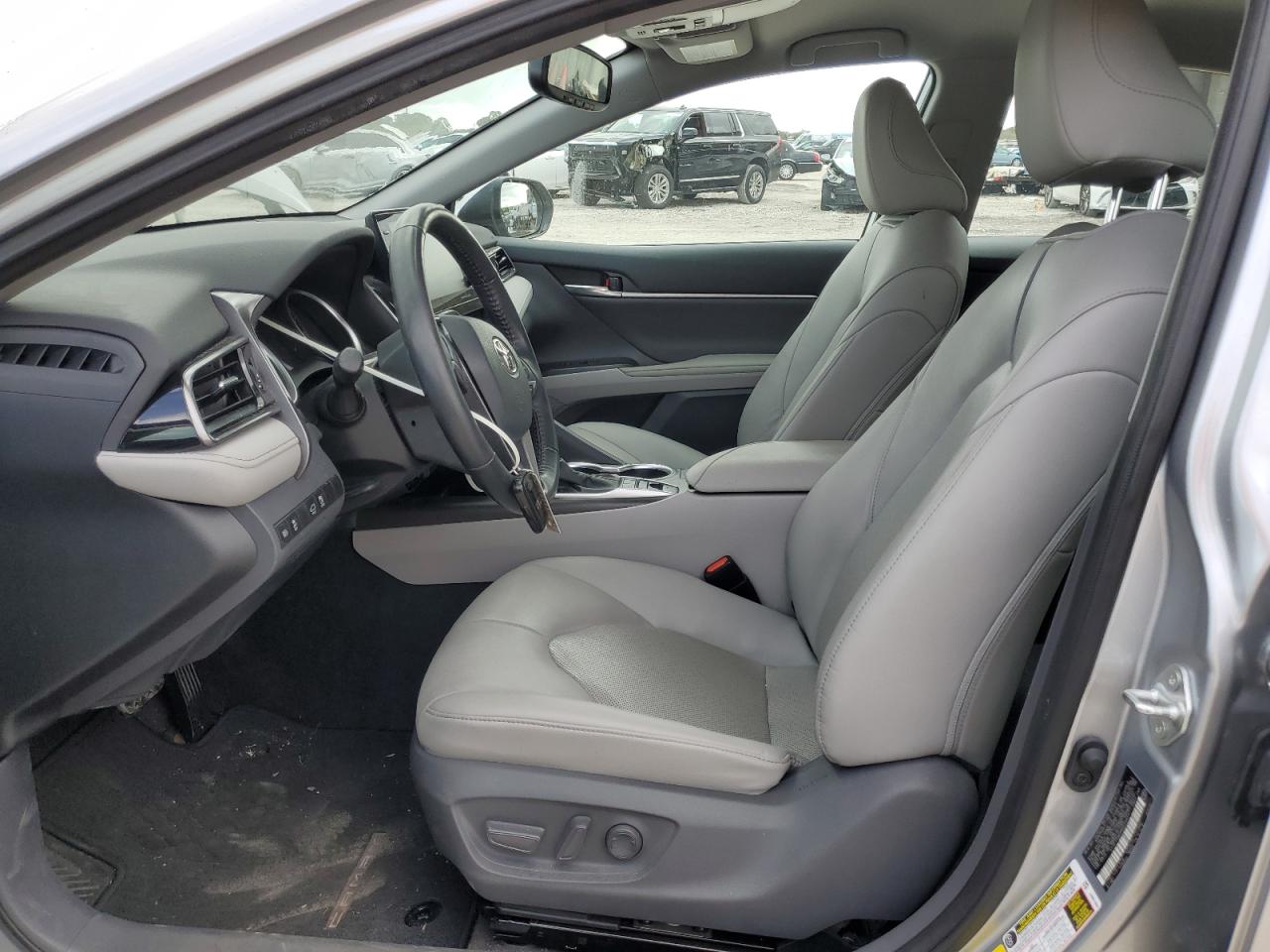 2021 TOYOTA CAMRY XLE - 4T1F11AK4MU550521