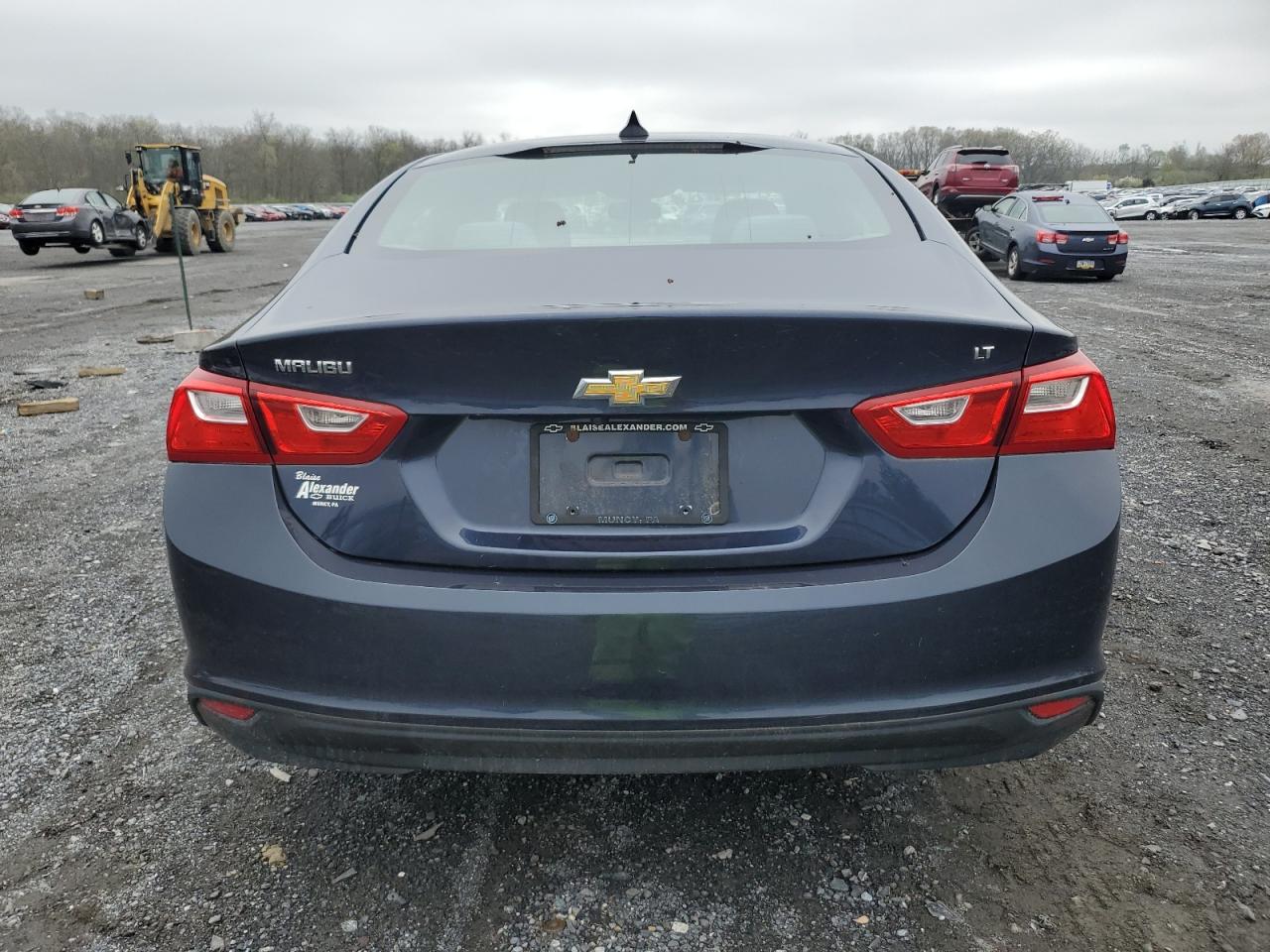 2016 CHEVROLET MALIBU LT - 1G1ZE5ST5GF323540