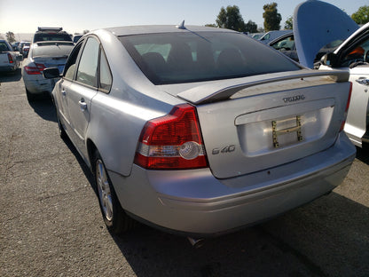 2005 VOLVO S40 T5 - YV1MS682952046002