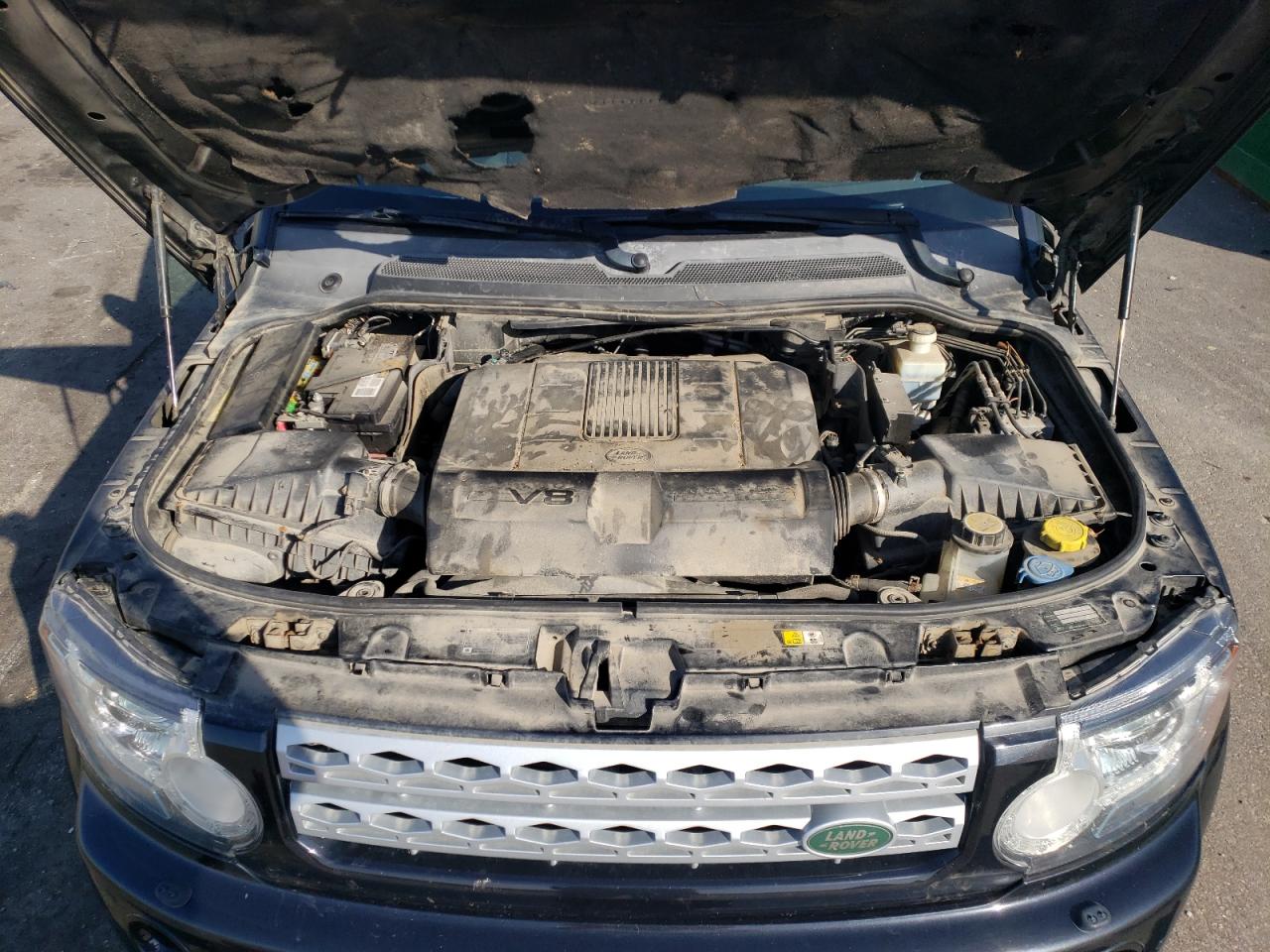 2011 LAND ROVER LR4 HSE LU - SALAK2D41BA596250