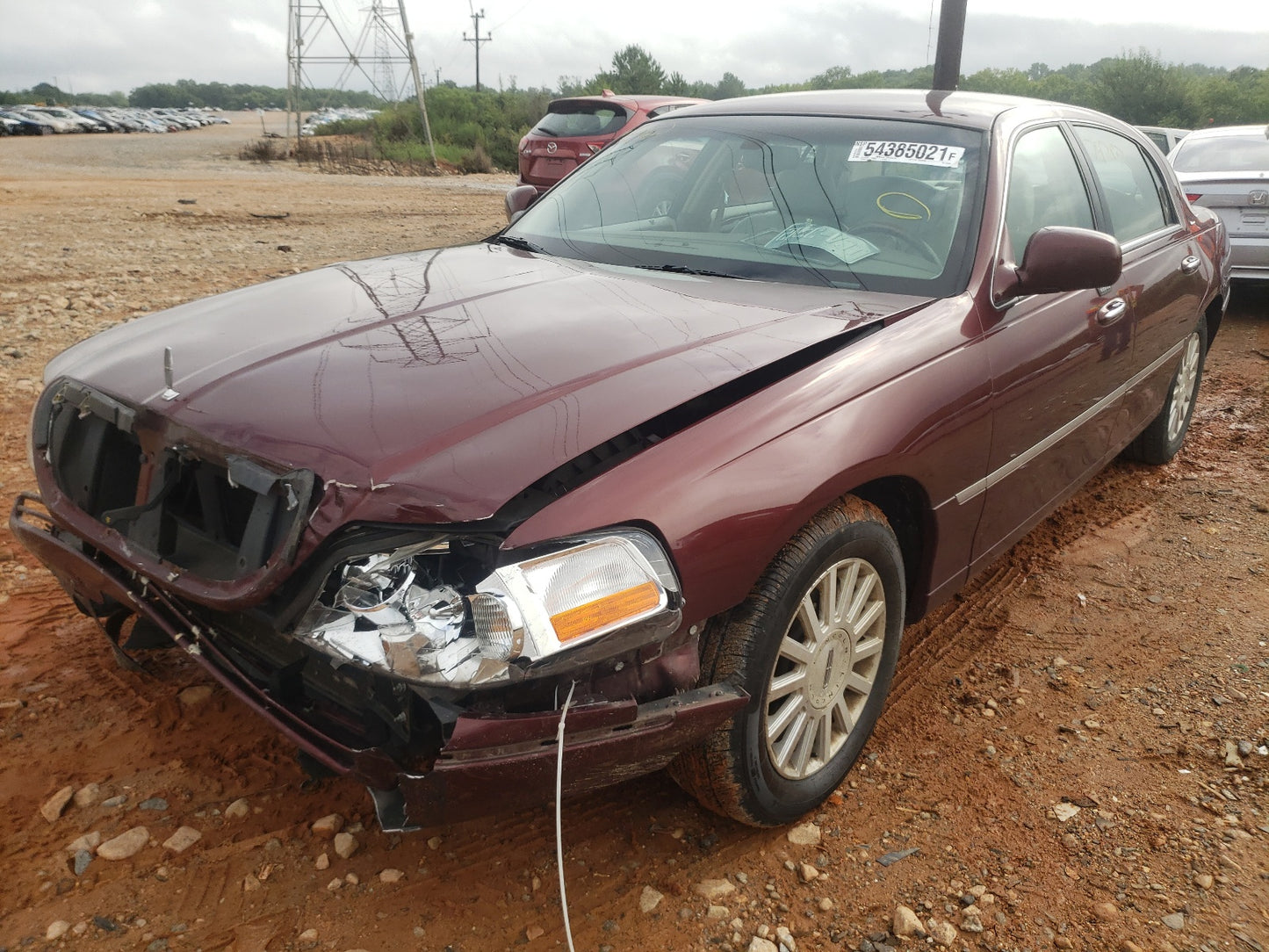 2004 LINCOLN TOWN CAR U - 1LNHM83W94Y635002