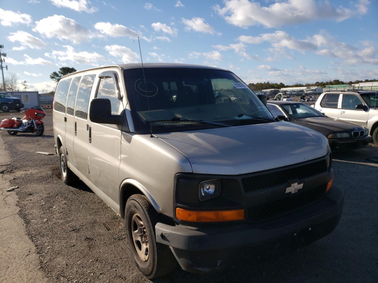 2003 CHEVROLET EXPRESS G1 - 1GNFG15T931145266