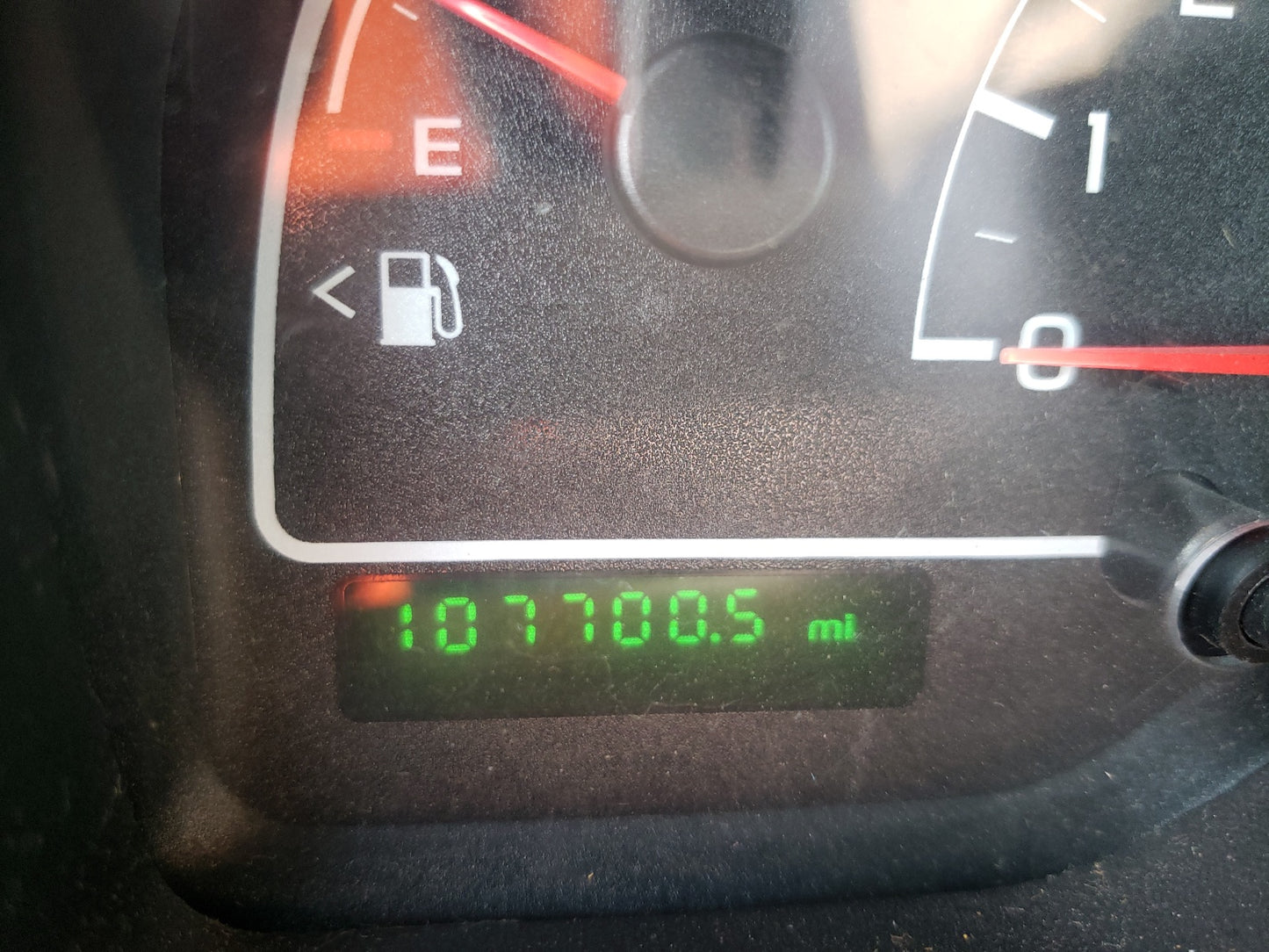 2002 FORD WINDSTAR S - 2FMZA574X2BB85617