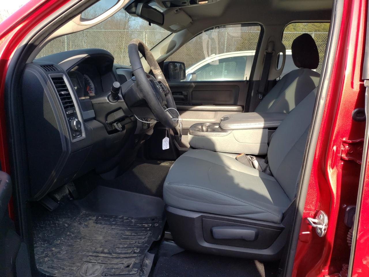 2015 RAM 1500 ST - 1C6RR7FT9FS696384