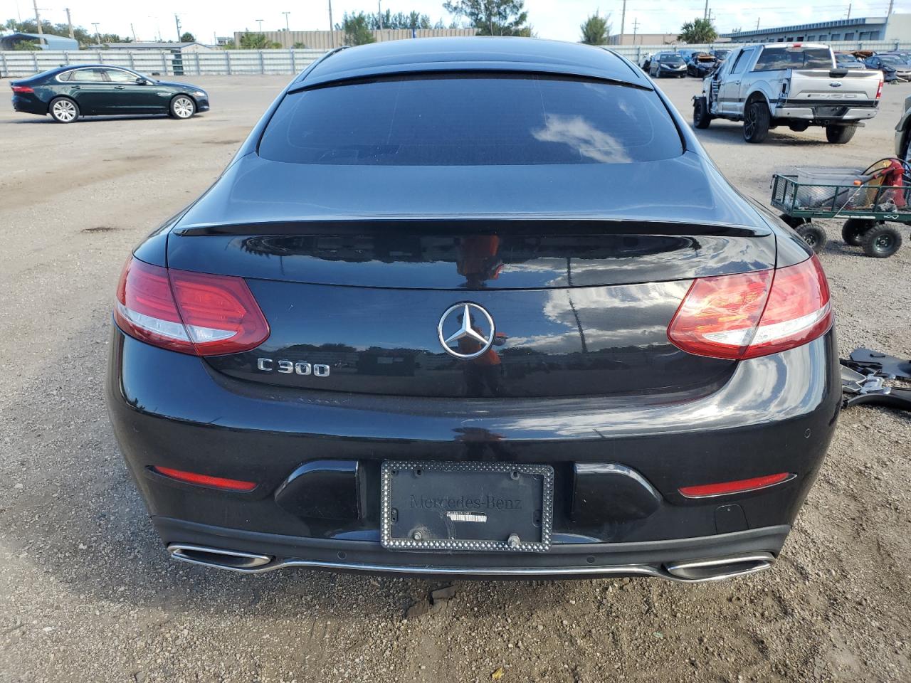 2017 MERCEDES-BENZ C 300 - WDDWJ4JB4HF510493