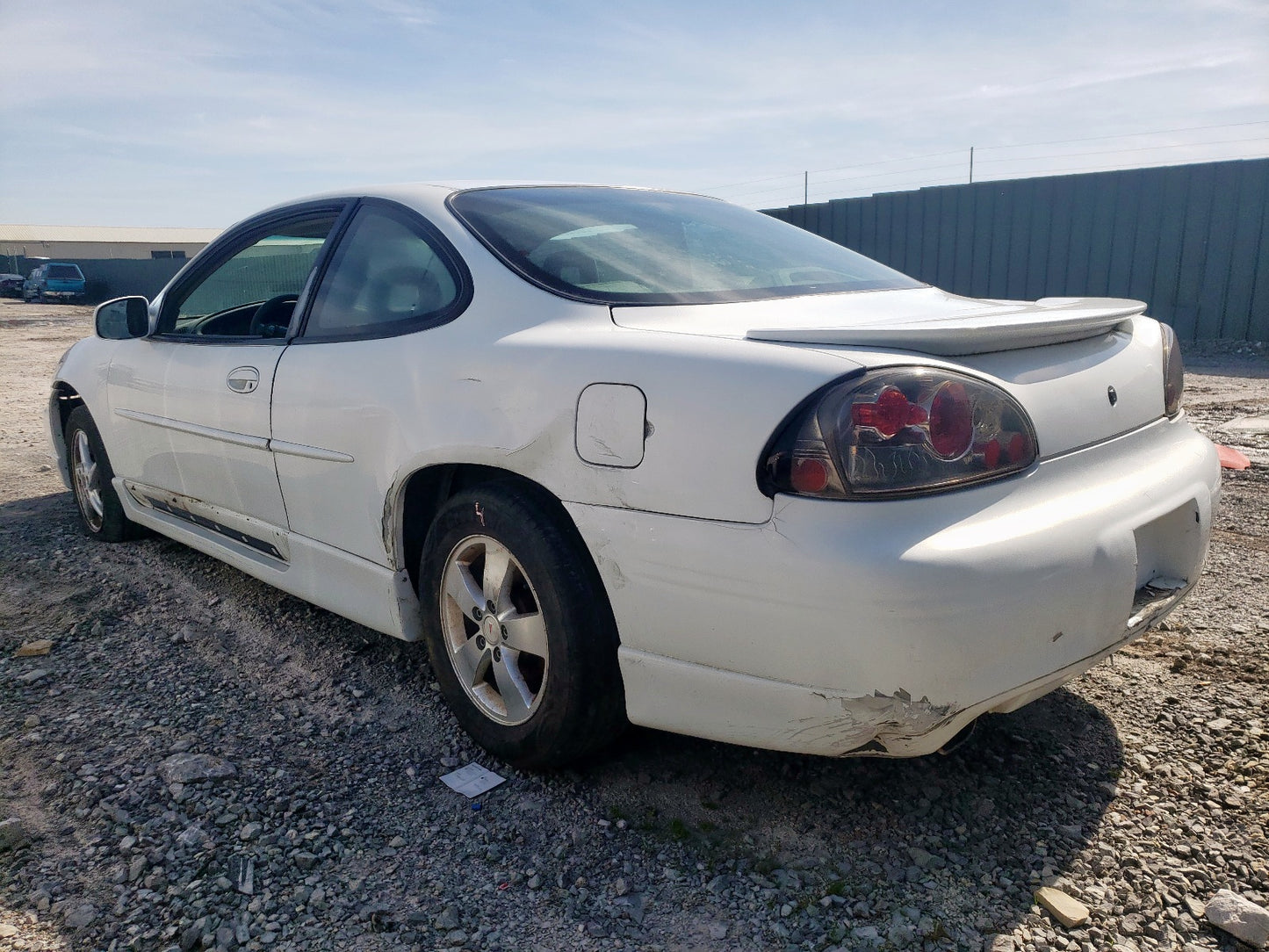 2000 PONTIAC GRAND PRIX - 1G2WP12K1YF102236
