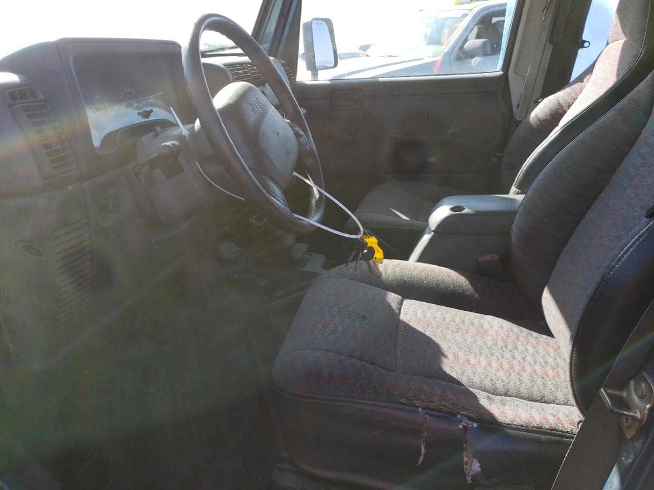 1999 JEEP WRANGLER / - 1J4FY19S2XP462505